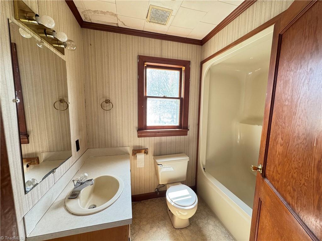 2121/2117 Swan Creek Road, Jonesville, North Carolina image 36