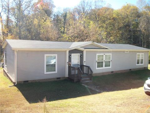 403 Riverside Drive Eden NC 27288