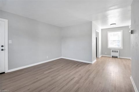 Condo For Sale - 1700 Roslyn Drive #29 D<br/> Alamance County, Burlington, NC 27215