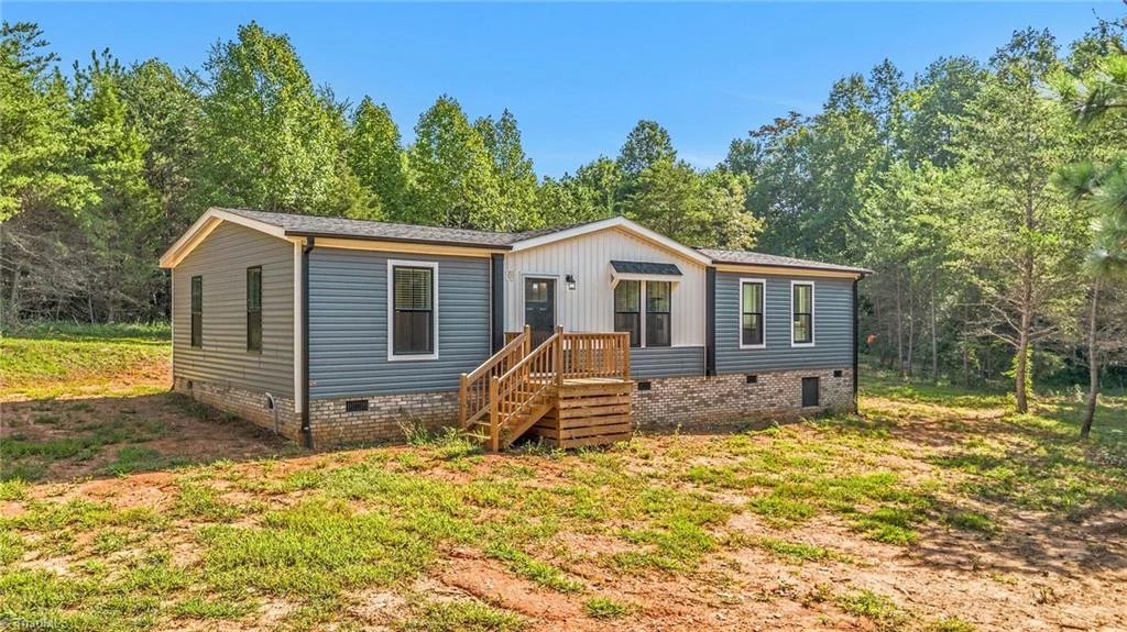 4228 Feather Pond Drive, East Bend, NC, 27018