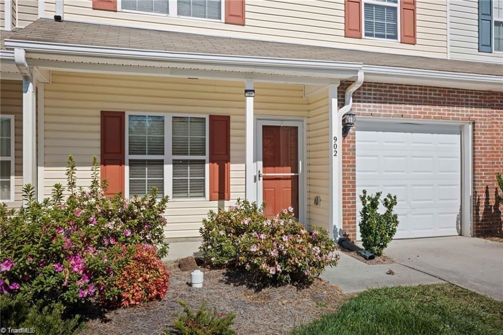 Photo of 902 Central Park Avenue, Greensboro, NC 27407 (MLS # 1211503)