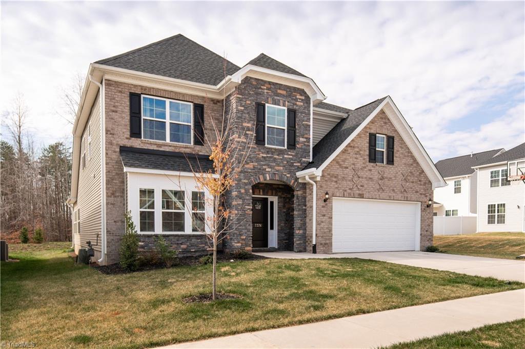 7376 Deerhurst Lane, Kernersville, North Carolina image 2