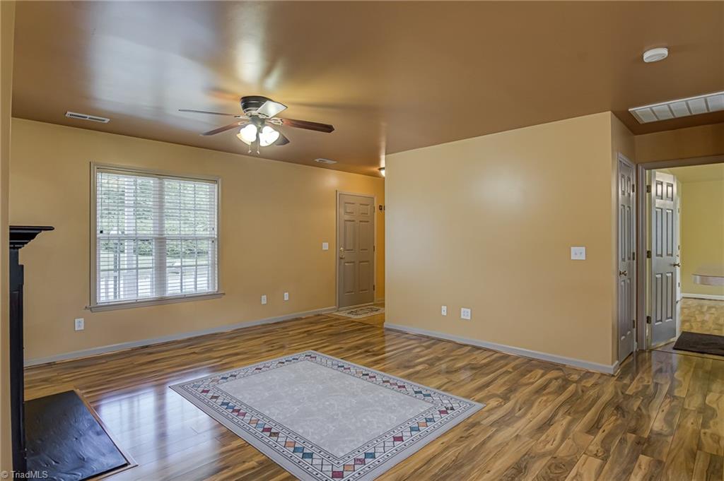 723 Hitchcock Way, High Point, North Carolina image 5