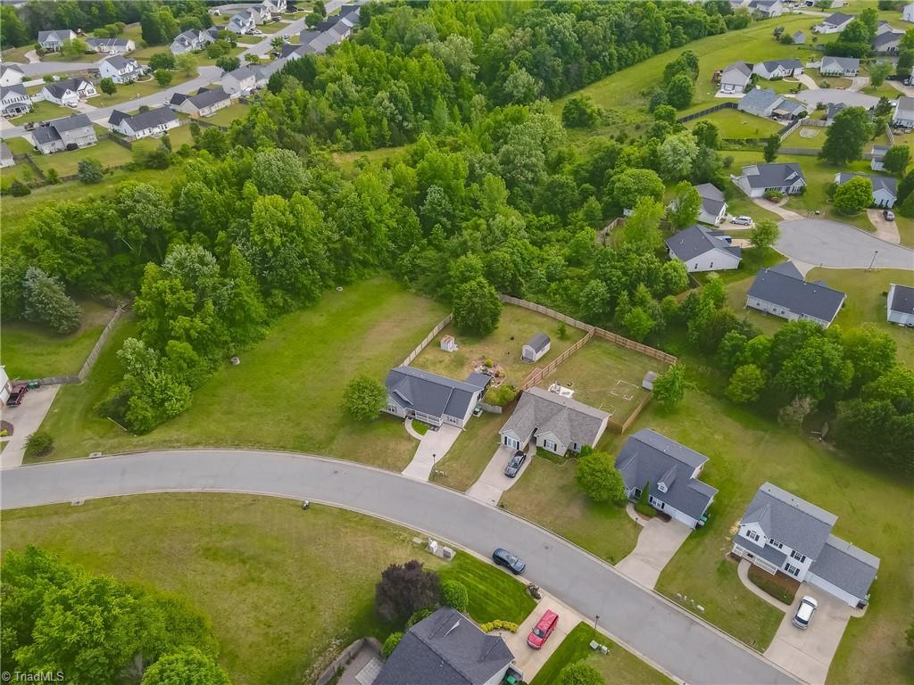 723 Hitchcock Way, High Point, North Carolina image 35