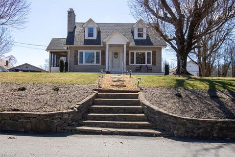 Homes For Sale - 110 E Main Street<br/> Yadkin County, Jonesville, NC 28642