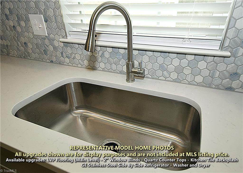 Greensboro, North Carolina 27405, United States, 3 Bedrooms Bedrooms, ,3 BathroomsBathrooms,Residential,Active,121856