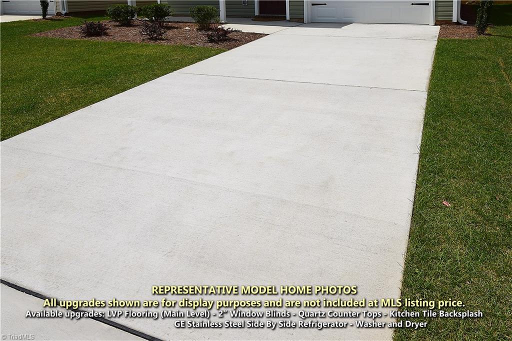 Greensboro, North Carolina 27405, United States, 3 Bedrooms Bedrooms, ,3 BathroomsBathrooms,Residential,Active,121856