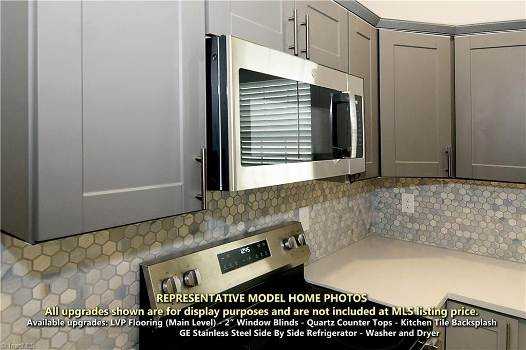 Greensboro, North Carolina 27405, United States, 3 Bedrooms Bedrooms, ,3 BathroomsBathrooms,Residential,Active,121856