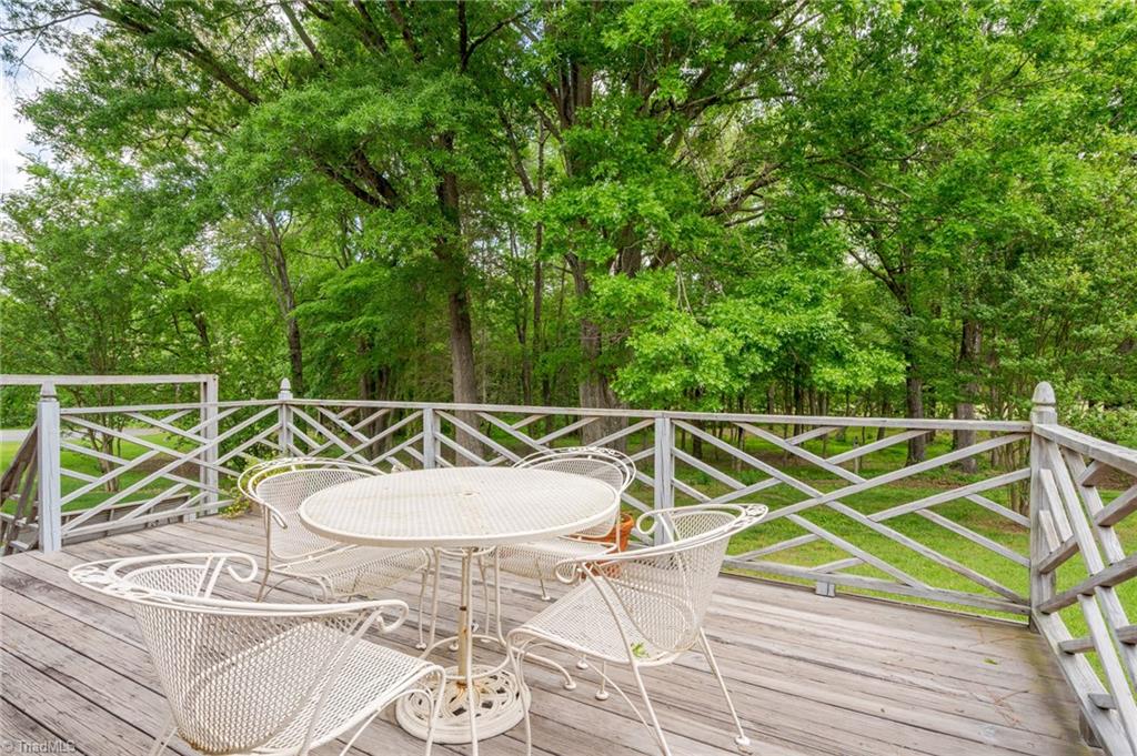 608 Burning Tree Court, High Point, North Carolina image 18