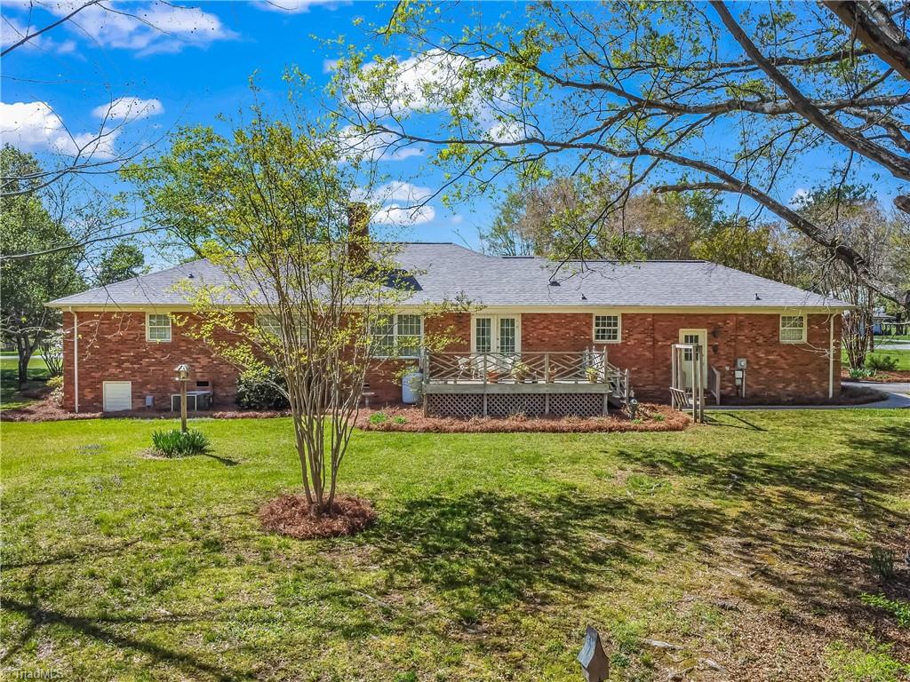 608 Burning Tree Court, High Point, North Carolina image 2