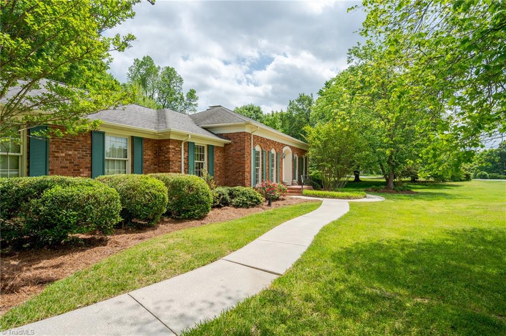 608 Burning Tree Court, High Point, North Carolina image 8