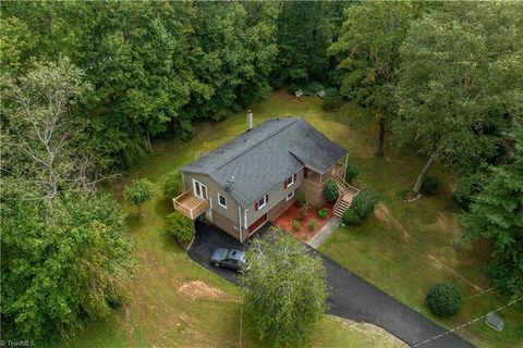 A home in Mount Airy