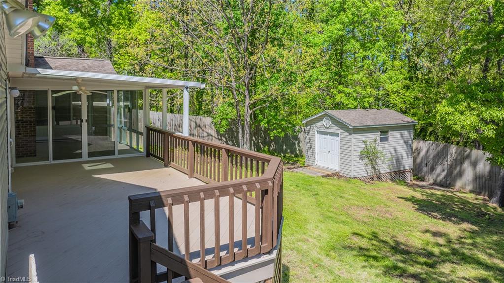 2804 Lake Hill Court, High Point, North Carolina image 39