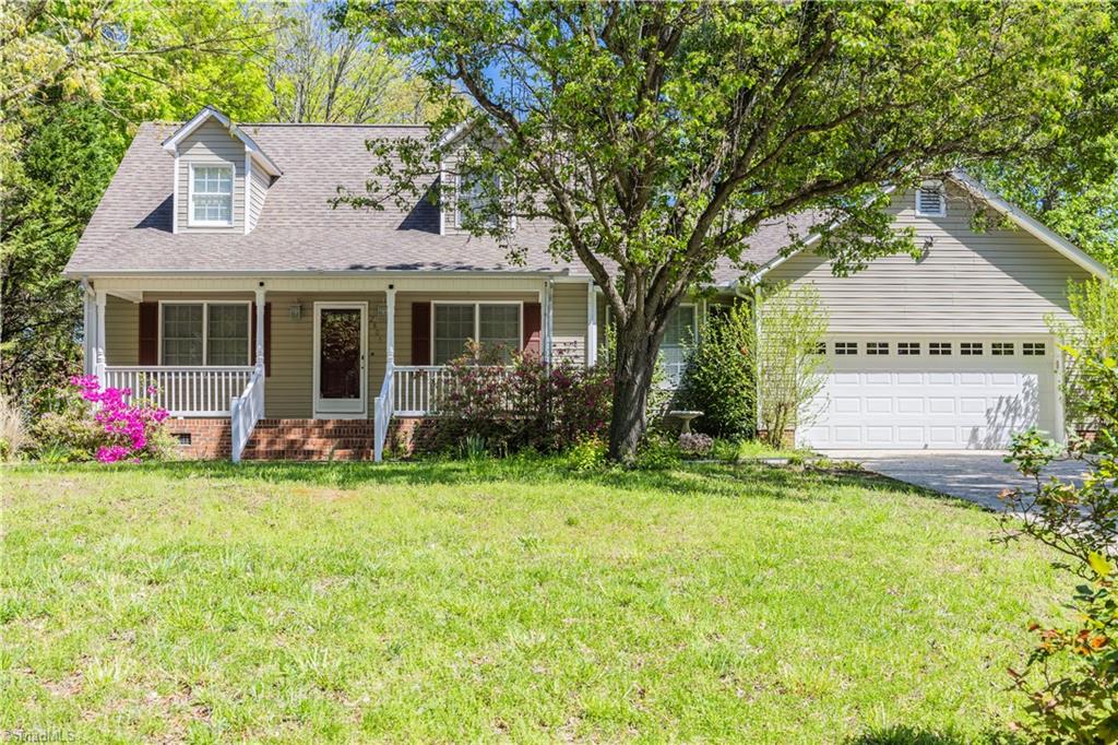 2804 Lake Hill Court, High Point, North Carolina image 3