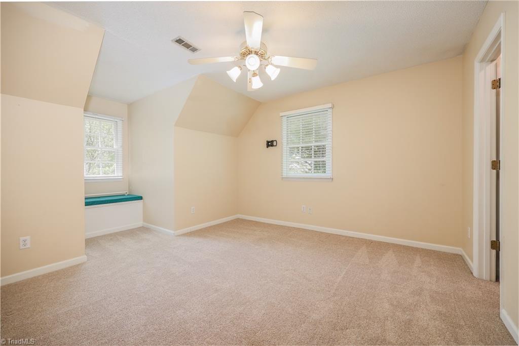 2804 Lake Hill Court, High Point, North Carolina image 29