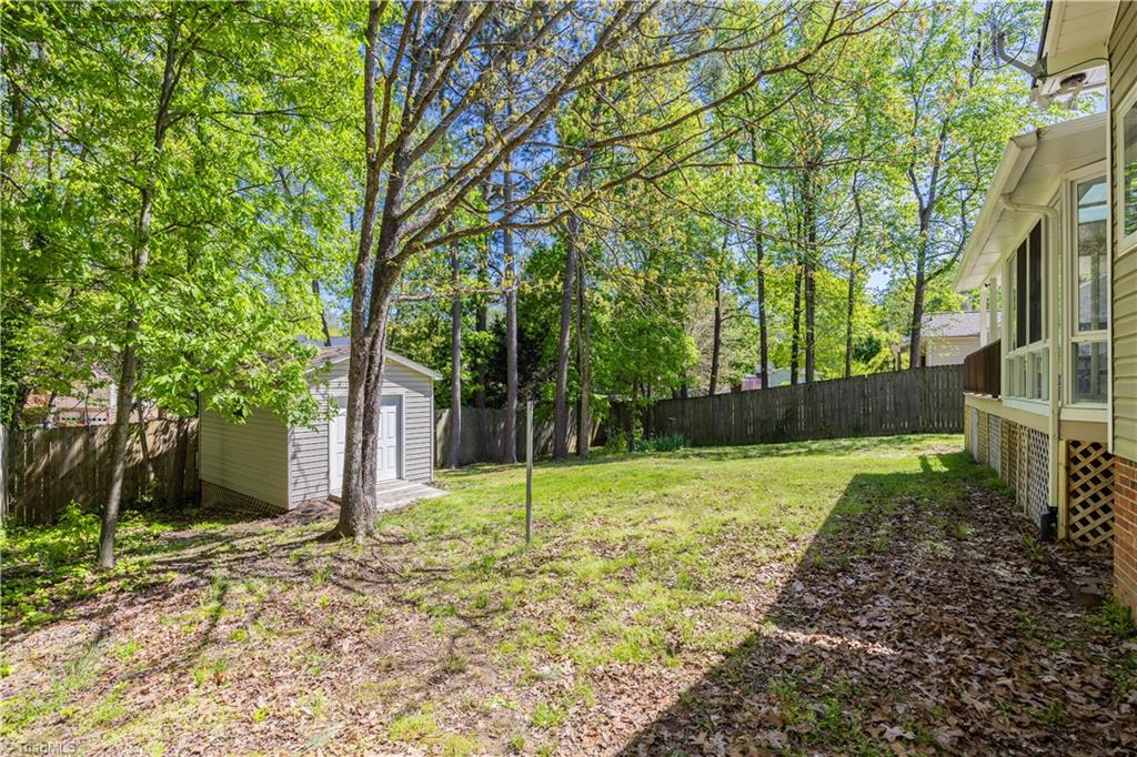 2804 Lake Hill Court, High Point, North Carolina image 46