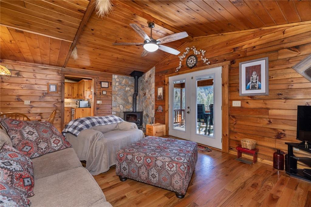 736 Kendell Town Road, Ferguson, North Carolina image 9