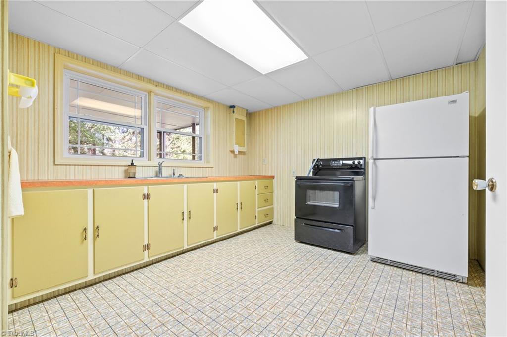 436 Robinhood Road, North Wilkesboro, North Carolina image 30