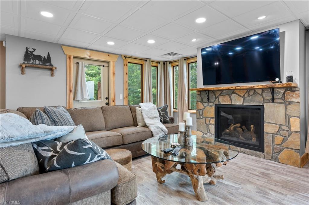419 Woodpecker Road, Purlear, North Carolina image 24