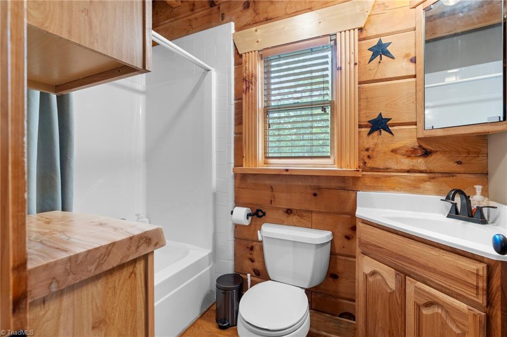 419 Woodpecker Road, Purlear, North Carolina image 18