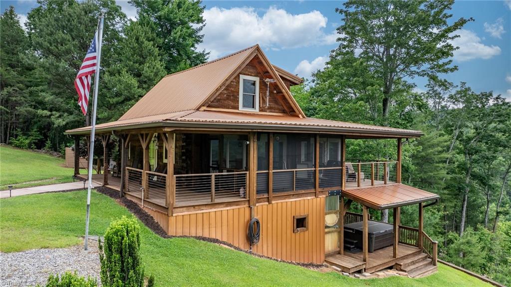 419 Woodpecker Road, Purlear, North Carolina image 4