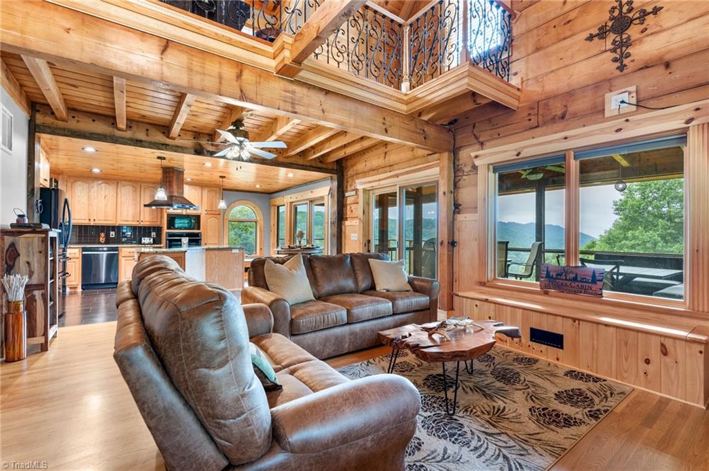 419 Woodpecker Road, Purlear, North Carolina image 9