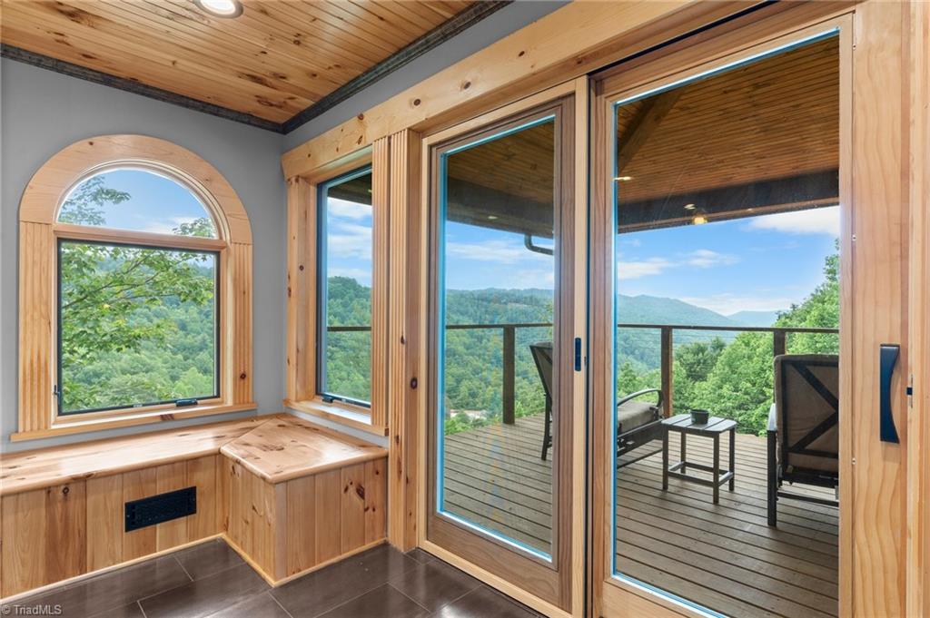 419 Woodpecker Road, Purlear, North Carolina image 14