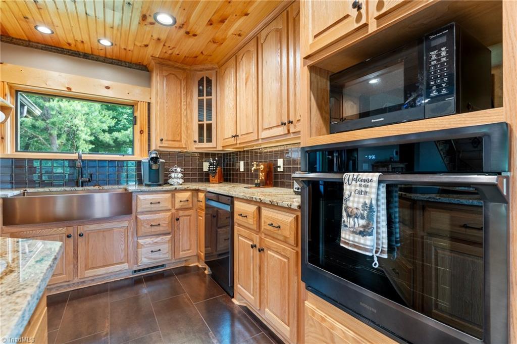419 Woodpecker Road, Purlear, North Carolina image 22