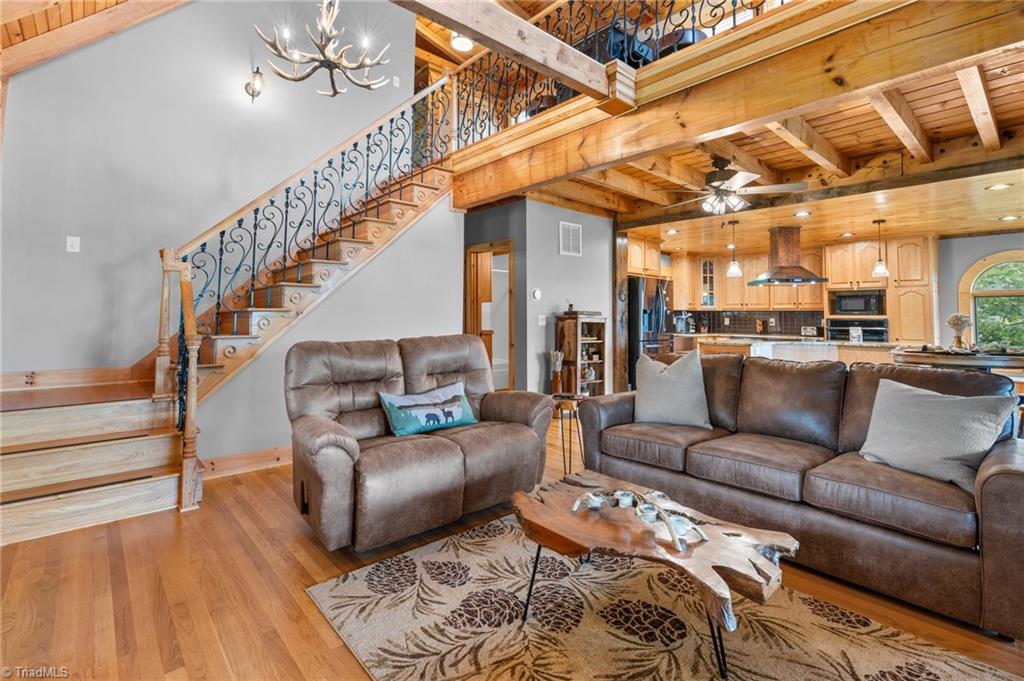 419 Woodpecker Road, Purlear, North Carolina image 8