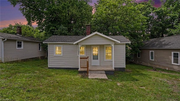 532 CRANBROOK ST, GREENSBORO, NC 27407 - Image b65573cfbc236ab95e7cd18218ffac41/290618866
