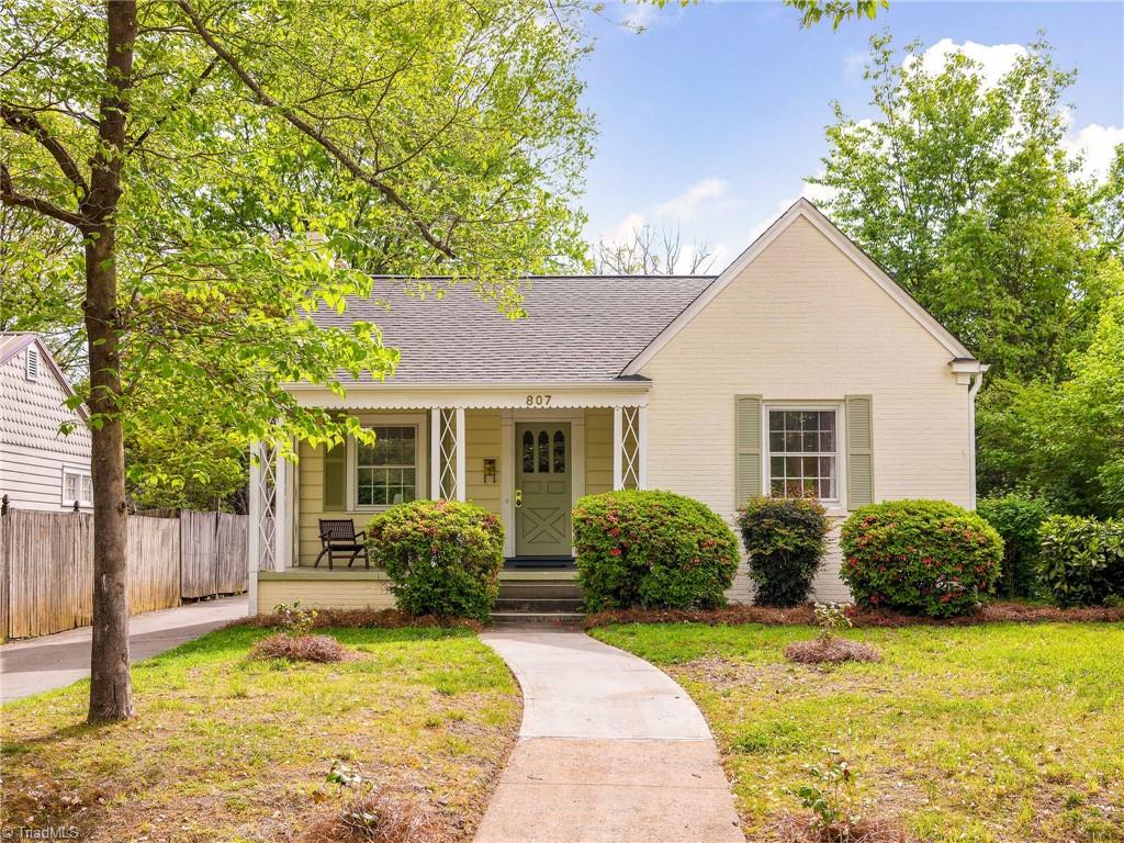 807 Northridge Street