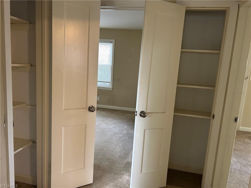 Greensboro, North Carolina 27408, United States, 3 Bedrooms Bedrooms, ,2 BathroomsBathrooms,Residential,Active,229937