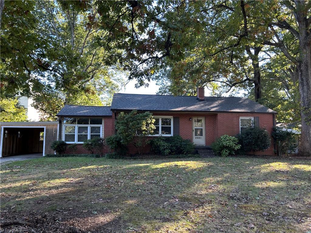 Greensboro, North Carolina 27408, United States, 3 Bedrooms Bedrooms, ,2 BathroomsBathrooms,Residential,Active,229937