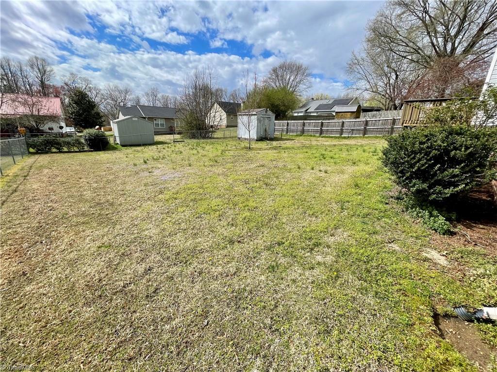 109 Ridge Creek Circle, Trinity, North Carolina image 17