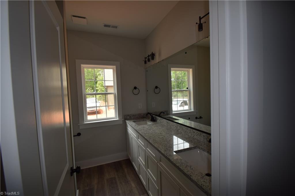 7253 Yadkinville Road, Pfafftown, North Carolina image 7
