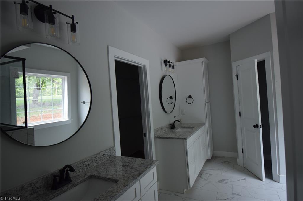 7253 Yadkinville Road, Pfafftown, North Carolina image 11
