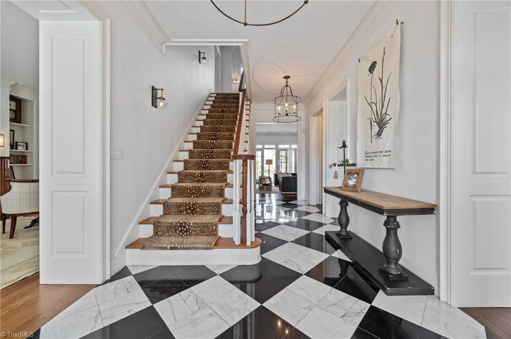 Photo of 208 Willoughby Boulevard, Greensboro, NC 27408 (MLS # 1211936)