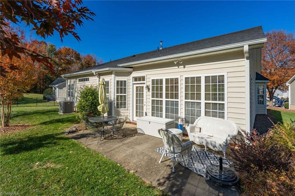 Greensboro, North Carolina 27455, United States, 3 Bedrooms Bedrooms, ,2 BathroomsBathrooms,Residential,Active,240669