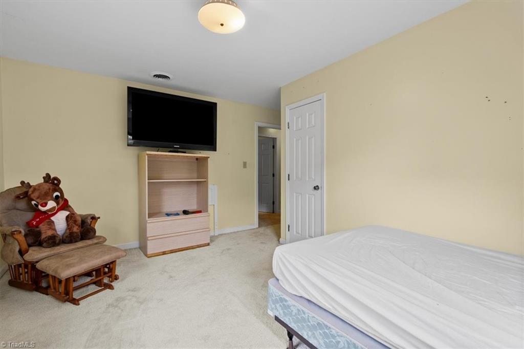 5520 Robinridge Road, Greensboro, North Carolina image 31