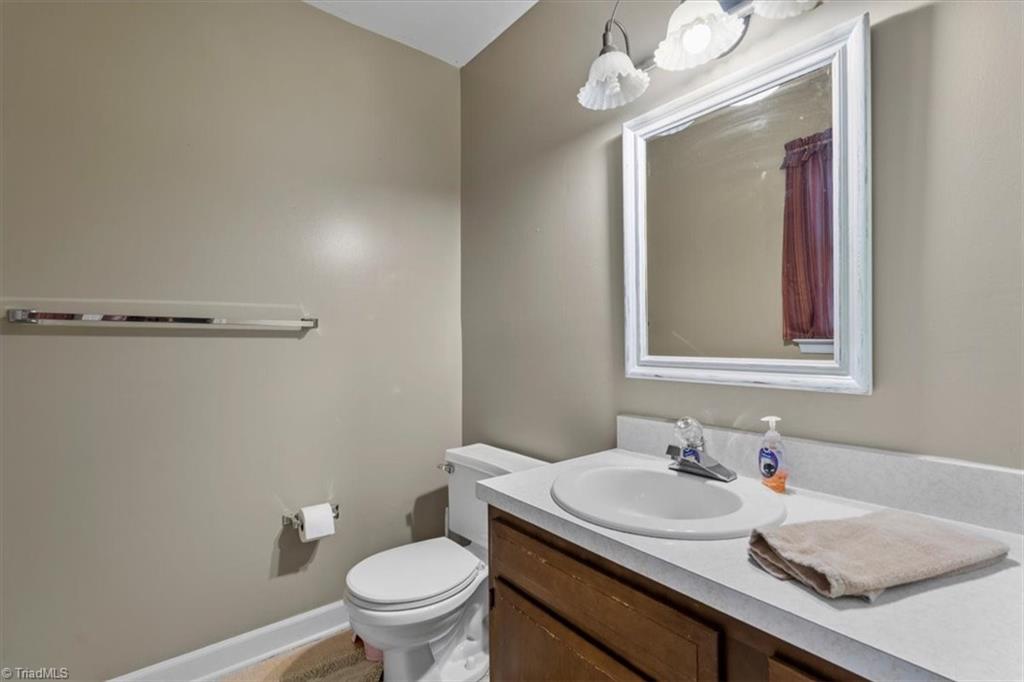 5520 Robinridge Road, Greensboro, North Carolina image 20