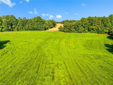 Vacant Land For Sale - 00 Arnold Road<br/> Hamptonville, NC 27020