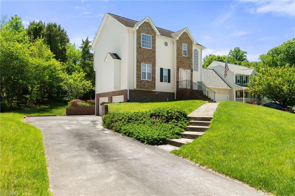 4500 Greenfield Way Drive, Clemmons, North Carolina image 2