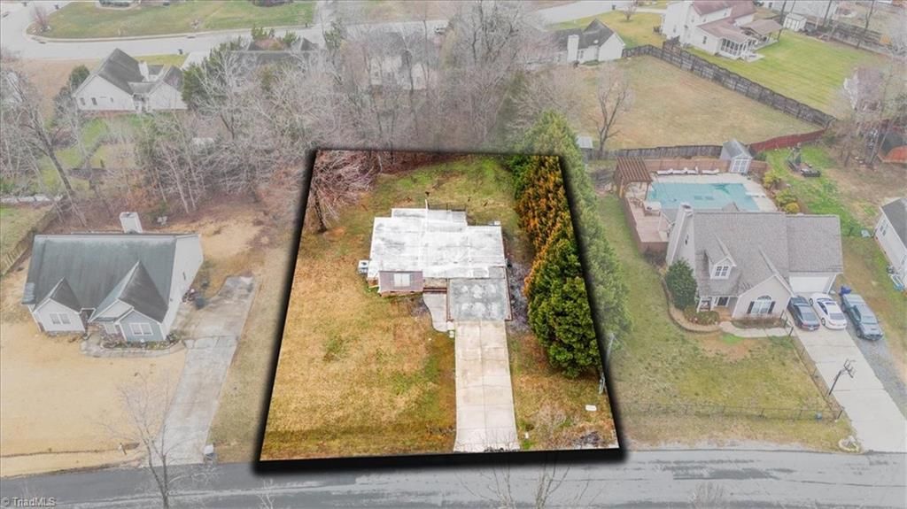 Photo of 719 Williamsdale Road, Graham, NC 27253 (MLS # 1210743)