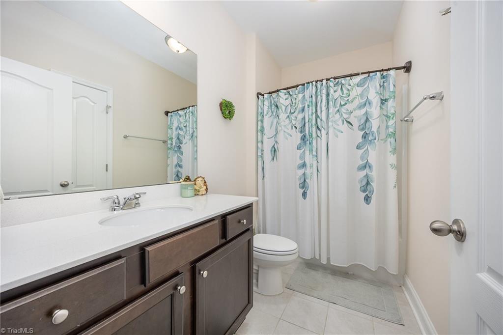 1697 Coopers Hawk Drive, Kernersville, North Carolina image 12