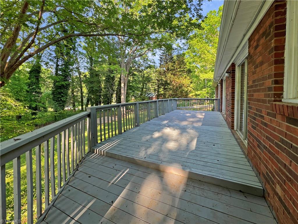 265 E Magnolia Road, North Wilkesboro, North Carolina image 20