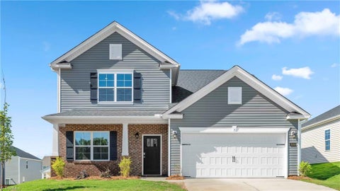 Homes For Sale - 2708 Luxborough Lane<br/> Mebane, NC 27302