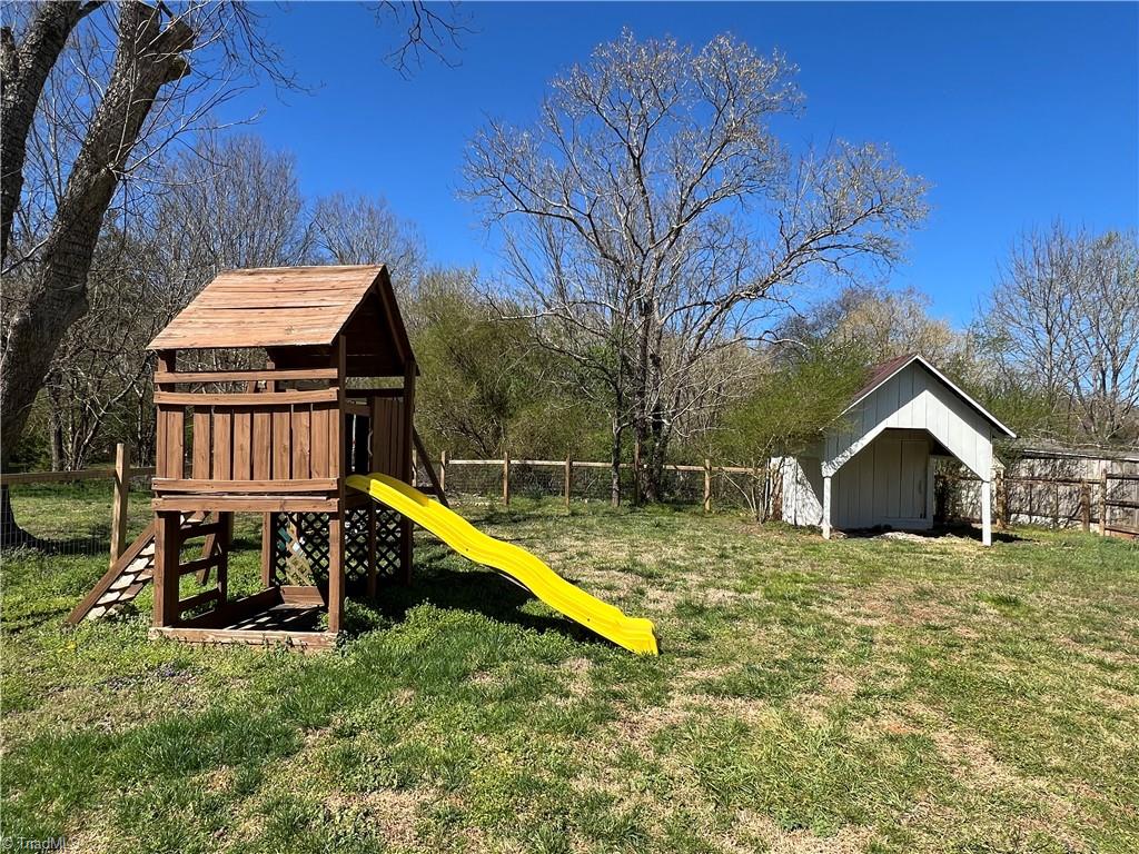 1328 W Ridge Street, Ramseur, North Carolina image 32