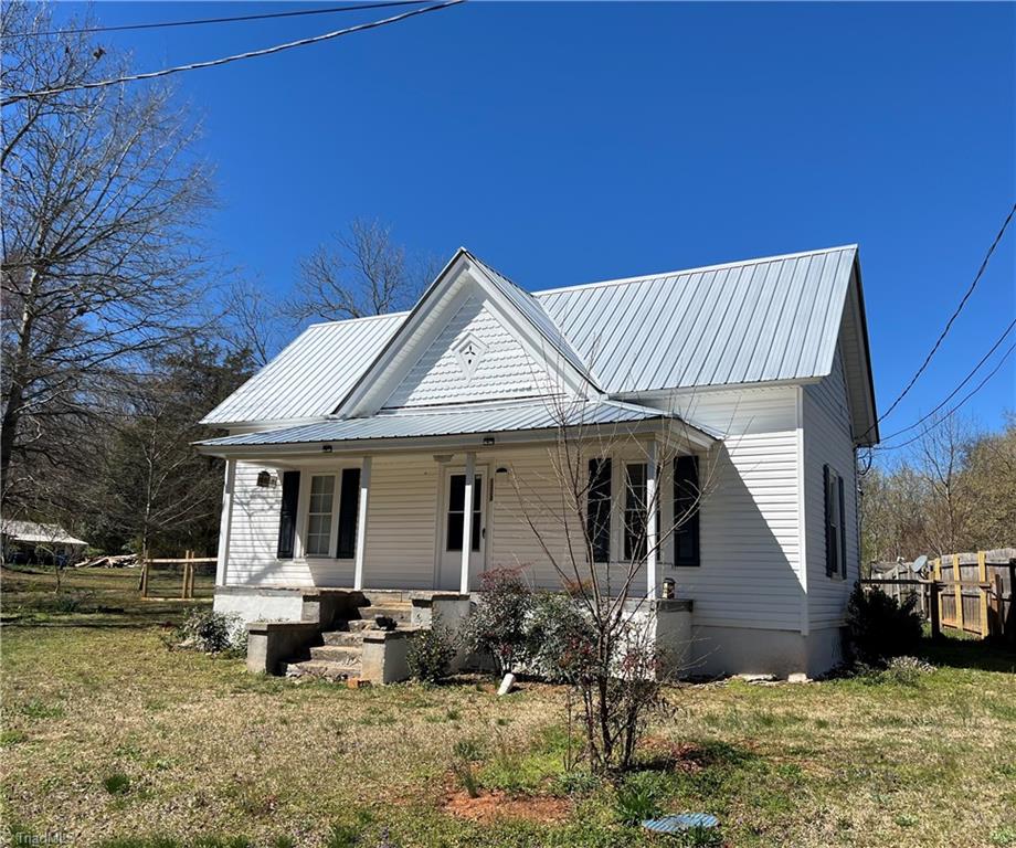 1328 W Ridge Street, Ramseur, North Carolina image 4