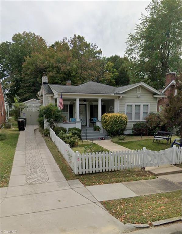 Photo of 404 Woodrow Avenue, High Point, NC 27262 (MLS # 1236876)