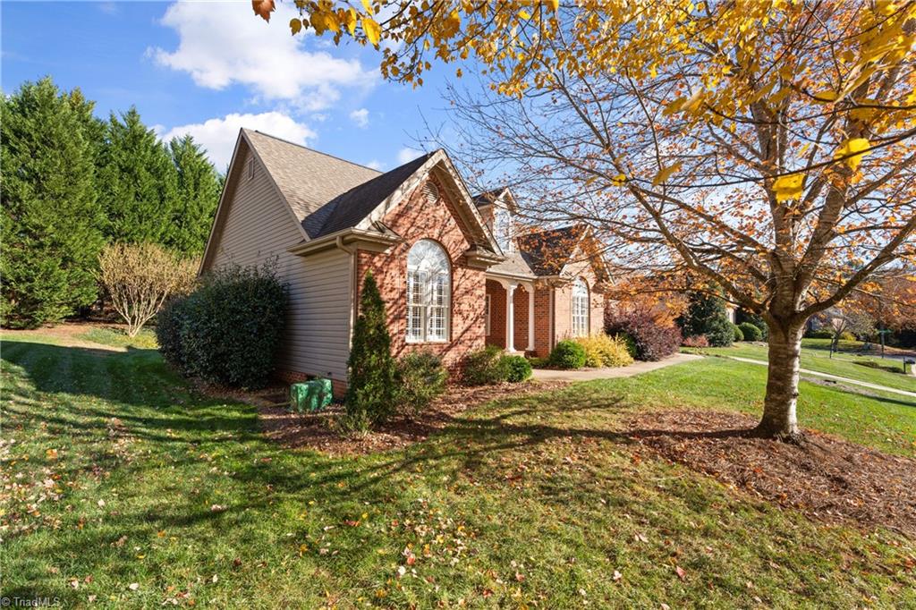 Winston-Salem, North Carolina 27106, United States, 3 Bedrooms Bedrooms, ,3 BathroomsBathrooms,Residential,Active,240661